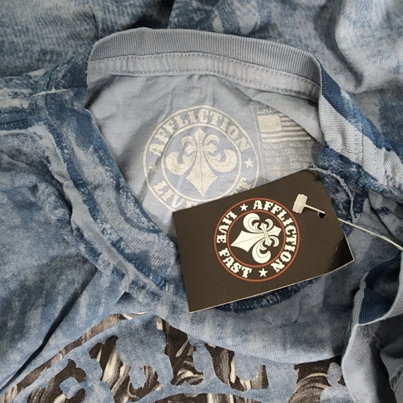 Affliction T-shirt - Picture 5 of 7